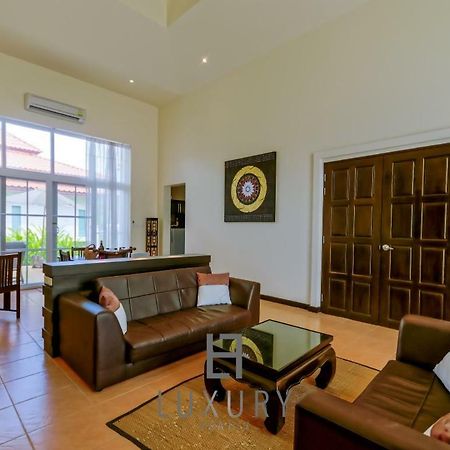 Bali Style 2 Bedroom Villa With Pool - B99 HHQ Eksteriør bilde