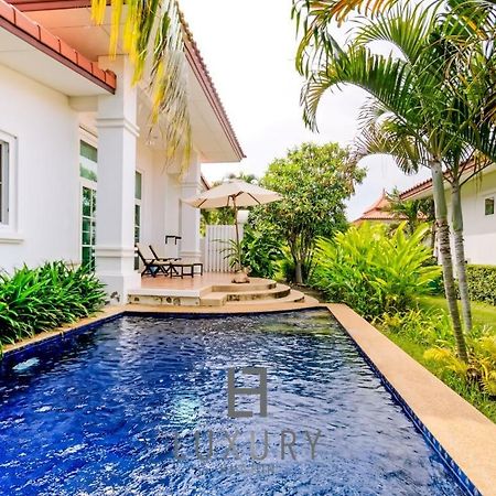 Bali Style 2 Bedroom Villa With Pool - B99 HHQ Eksteriør bilde