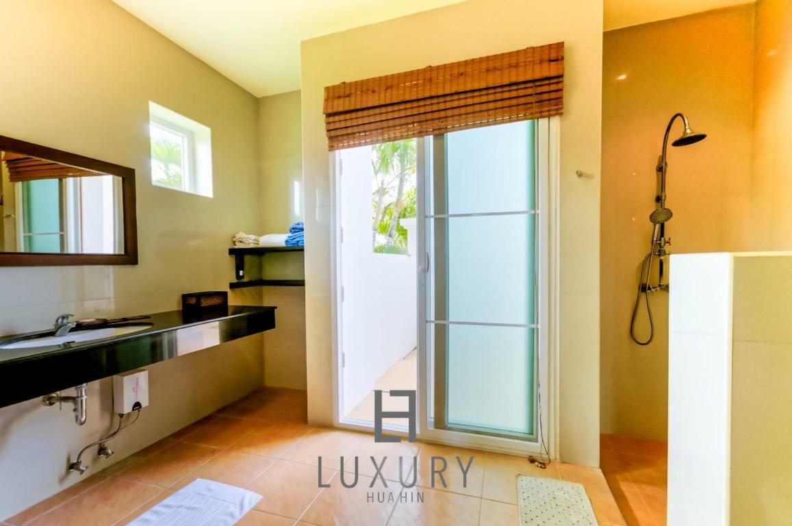 Bali Style 2 Bedroom Villa With Pool - B99 HHQ Eksteriør bilde