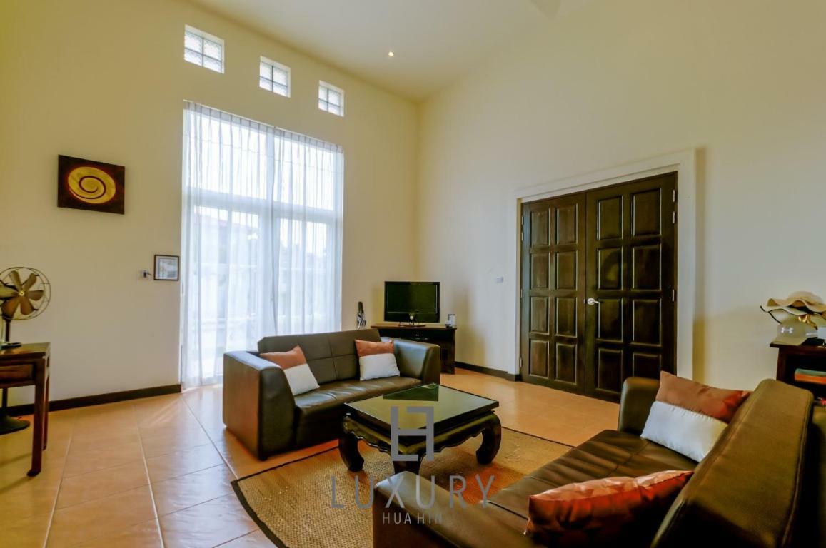 Bali Style 2 Bedroom Villa With Pool - B99 HHQ Eksteriør bilde